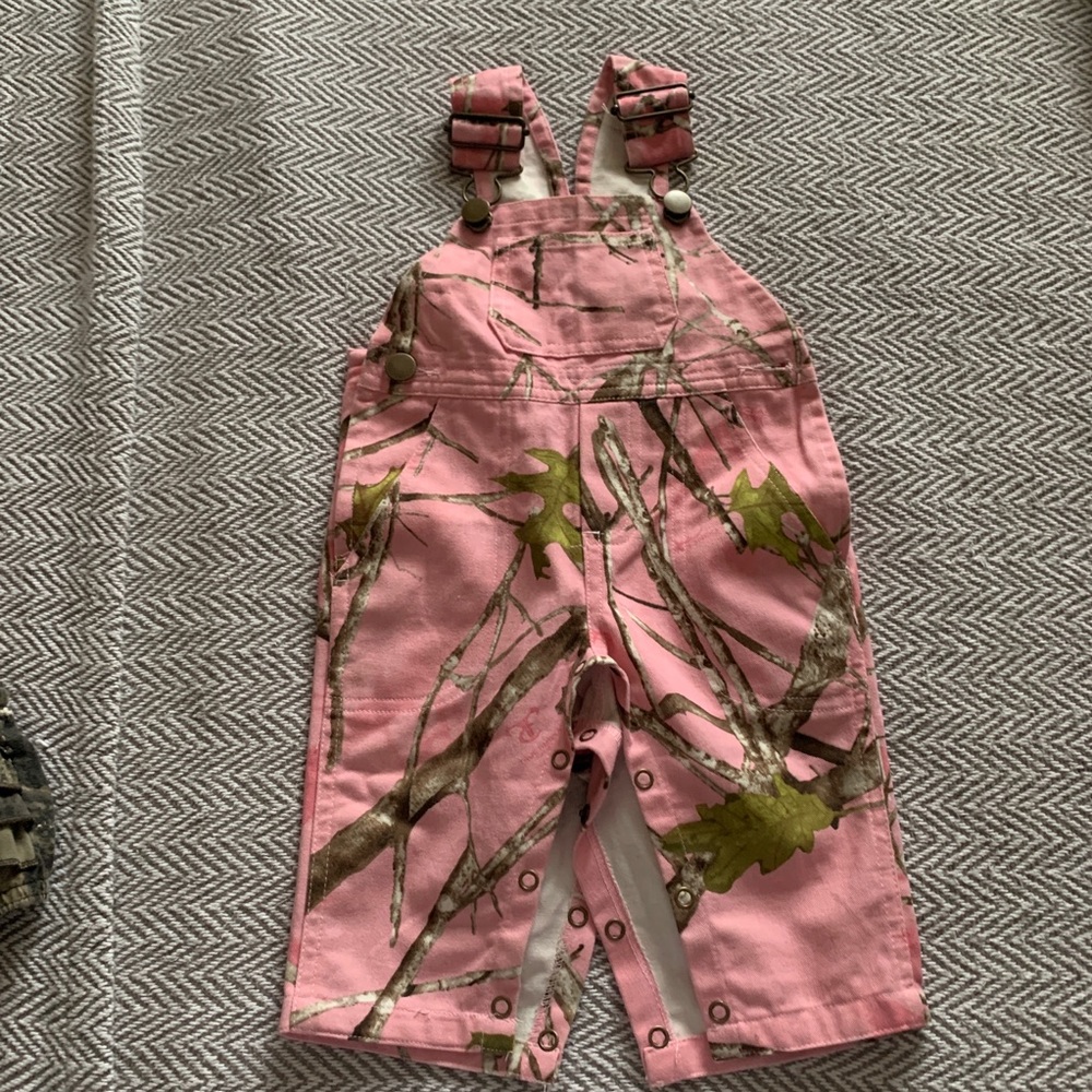 Camouflage infant girls pink camo overalls